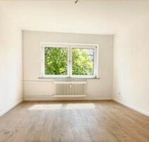 Zimmer zum 1.06 frei in 3er WG! In Wedel (Schleswig-Holstein)