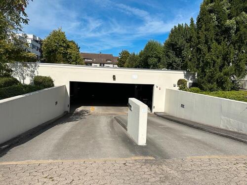 Foto - Tiefgaragen Parkplatz Stellplatz