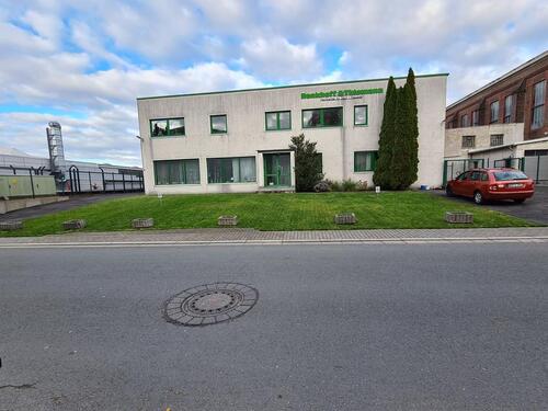 Foto - Ihr Sicherer Stellplatz für Wohnmobile, Wohnwagen und Boote.