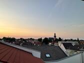 Foto - Neuwertige 3-Zimmer-Dachgeschoss-Wohnung mit herrlichem Ausblick