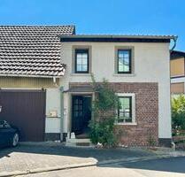 Einfamilienhaus mit Scheune Garten &Terasse mit Ausbaupotential - Grolsheim