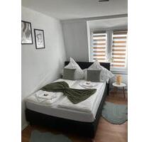 WG-WohnungZimmer - 470,00 EUR Kaltmiete, ca.  85,00 m² in Ludwigsburg (PLZ: 71642) Hoheneck