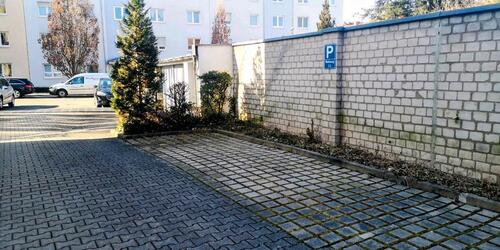 Foto - Kfz Stellplatz in der Steigerwaldstr. 26 Nürnberg