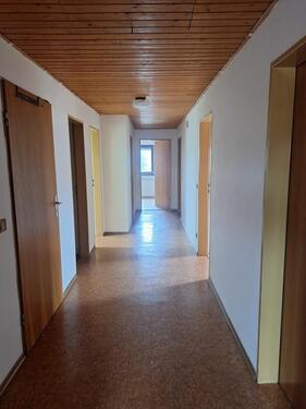 Foto - 4- Zimmer Wohnung - 1.300,00&nbsp;EUR Kaltmiete, ca.&nbsp; 125,00&nbsp;m&sup2;