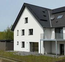 Moderne, kernsanierte 2,5-Zi Whg. EBK 