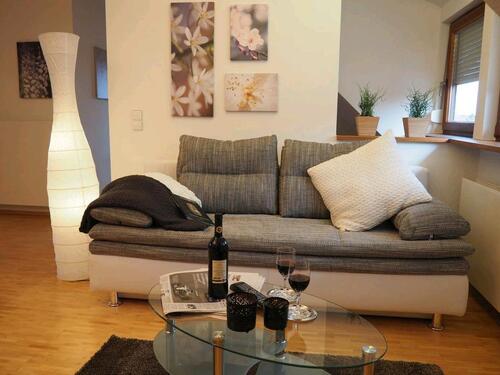 Foto - 2.5 Zimmer Dachgeschoßwohnung zur Miete in Erdmannhausen