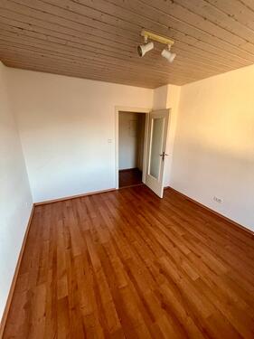 Foto - Etagenwohnung in Niederwerrn zur Miete