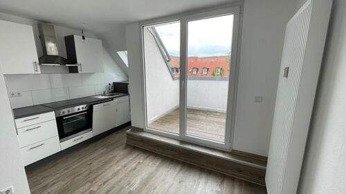 Foto - Frisch AUSGEBAUT 1,5-Zimmer-Dachgeschosswohnung mit Loggia