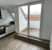 Frisch AUSGEBAUT 1,5-Zimmer-Dachgeschosswohnung mit Loggia - Frankfurt am Main Gallus