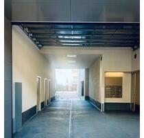 extrem selten, 1 x Stellplatz im Doppelparker Bautzner Str. 73 - Dresden Neustadt