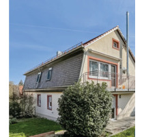 3-Zimmer-Wohnung mit Einbauküche, Balkon, Garage, Schwedenofen - Lappersdorf