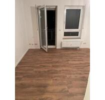 2 Zimmerwohnung zu verkaufen von Eigentümer mit 6% Rendite - Ludwigshafen am Rhein Edigheim