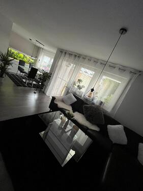 Foto - Ruhige 2 Zimmer-EG-Wohnung mit Terrasse & Stellplätzen Bettringen