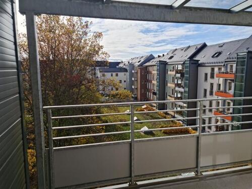 Foto - +++ Wunderschöne 4-Zimmer - Dachgeschosswohnung mit 2 Balkonen und Gäste-WC am Brühl +++