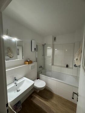 Foto - Top Modernisierte 3-Zimmer-Wohnung mit Balkon in ruhiger Parklage