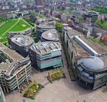 Büro in Köln am Mediapark – Arbeitsplatz im Großraumbüro
