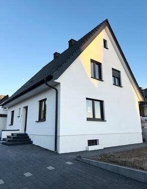 Foto - Erstbezug nach Sanierung - 3 Zimmer EG Wohnung