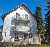 3 Zi-EG-Whg. 77qm1994 Große, schöne Terrasse & Hobbyraum, Duplex - München Allach-Untermenzing