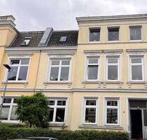 Lübeck St. Lorenz Süd: Dreifamilienhaus in stadtnaher Lage!