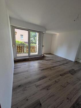 Foto - Charmante 3-Raum-Wohnung in Rabenstein mit Loggia Küche optional zum Kauf