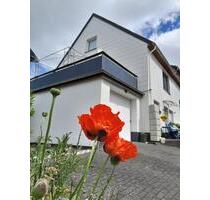 Einfamilienhaus EIFEL RUHIG FEWO CARPORT GARTEN Garage - Stadtkyll