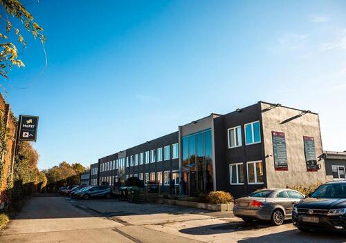 Foto - Bürofläche Bochum Feldstr Einzelbüro neben McFit Büro