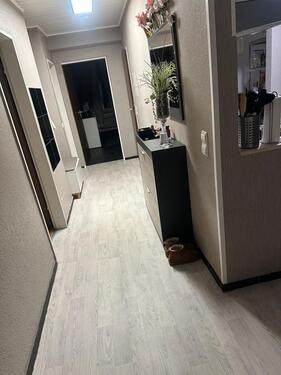 Foto - Attraktive 3-Zimmer-Wohnung mit Balkon & Garage WBS erforderlich