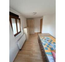 Zentral wohnen in Oberderdingen – helles, gepflegtes Zimmer