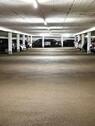 Foto - Tiefgaragenplatz in gepflegter Wohngegend