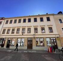 Zentral in Fußgängerzone - geräumige 5 Raum Wohnung mit Terrasse Charakter und top Altbaudetails - Freiberg