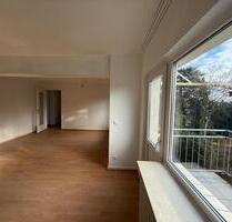 Ab sofort bezugsfreie 3-Zimmer-Wohnung im 2. OG in RathHeumar - Köln Kalk