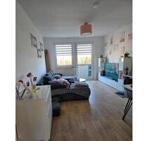 schöne 3 zimmer Wohnung Nachmieter zum 1.4 - Erfurt Linderbach