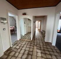 3 ZKB Wohnung, möbliert mit Einbauküche und Balkon - Urmitz