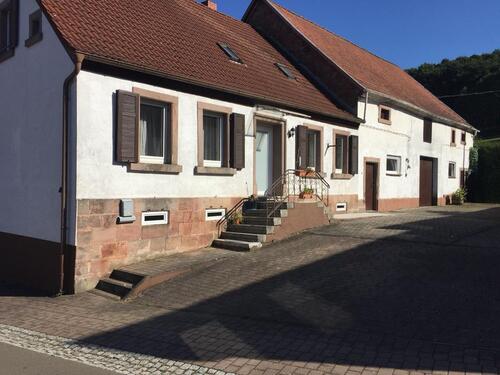 Foto - Charmantes Bauernhaus mit Scheune