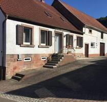 Charmantes Bauernhaus mit Scheune - Steinwenden