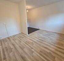 Time to say hello! Willkommen in Ihrem Reich! - Halle (Saale) Silberhöhe