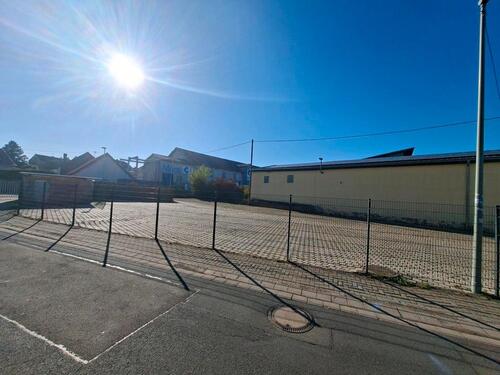 Foto - Stellplätze für Wohnwagen,Wohnmobile,PKW zu vermieten