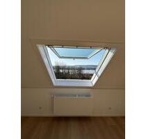 Frisch sanierte Maisonette-Wohnung mit Balkon und Rheinblick - Breitscheid