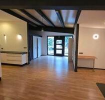 Büro Gewerbefläche - 550,00 EUR Kaltmiete, in Altenkirchen (Westerwald) (PLZ: 57610)
