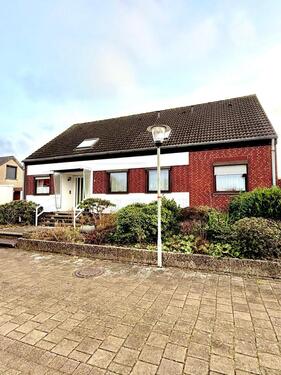 Foto - Große Erdgeschosswohnung mit Garten & Kamin