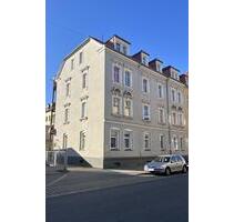 Helle Dachgeschosswohnung in Meißen zu vermieten.