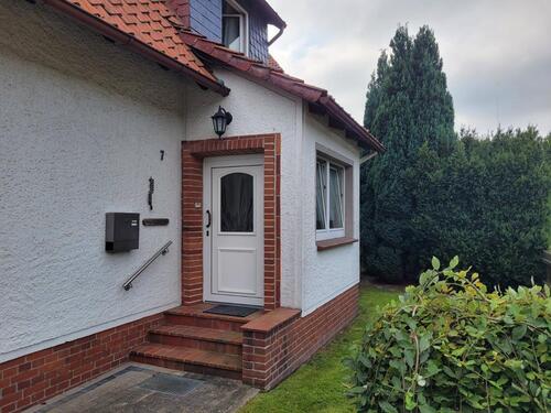 Foto - EFH in Bergen Vollkeller, Nebengebäude, Garage, 773 qm Grundstück