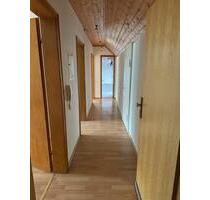 Helle Dachgeschosswohnung mit Charme in Rengsdorf