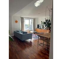 Zwischenmiete (01.09-26.12): Zentrale Maisonette mit Balkon - Hamburg Sternschanze