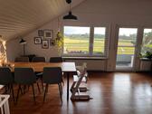 Foto - 3.5 Zimmer Wohnung, See & Bergsicht, Stellplatz, EBK, Keller