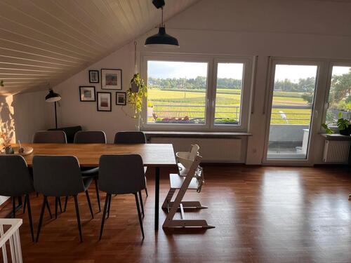 Foto - 3.5 Zimmer Wohnung, See & Bergsicht, Stellplatz, EBK, Keller