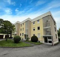 4-Zimmer-Wohnung in guter Lage, mit Balkon, frisch renoviert & sofort bezugsbereit - Coburg