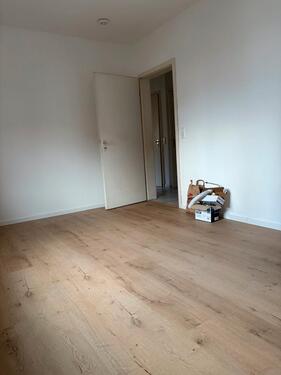 Foto - 2-Zimmer-Single- Wohnung - 650,00 EUR Kaltmiete,