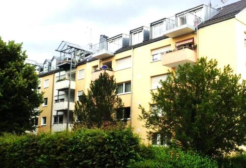 Foto - Von privat! 3-Zi-Whg. Mü-Fürstenr., Balkon, im Grünen, EBK, Fewä
