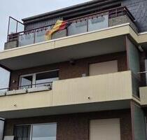 Lichtdurchflutete, ruhige 3-Zi.-Wohnung mit Balkon, Premium-EBK - Kerpen